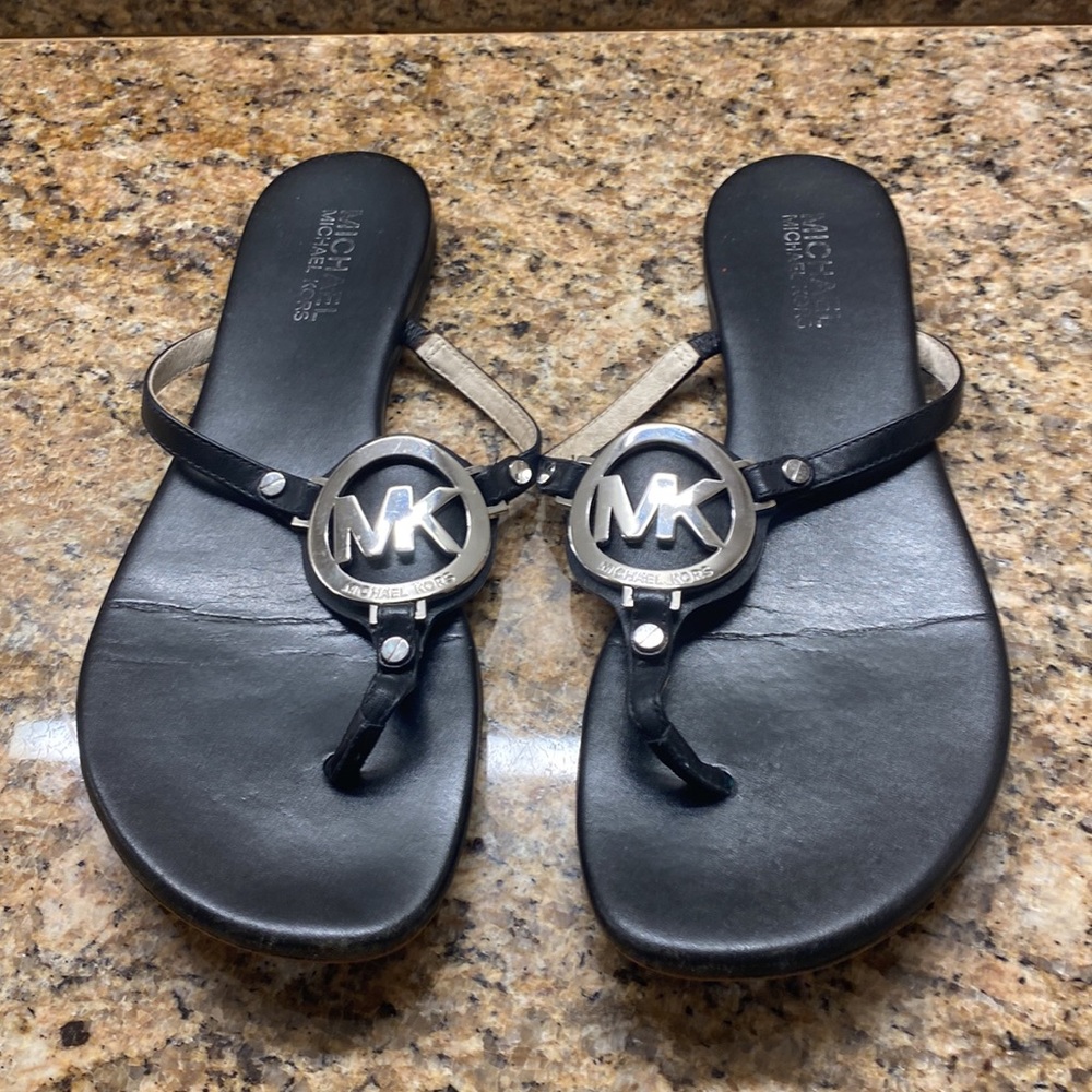 Michael Kors Leather Thong Sandal (black) 8.5
